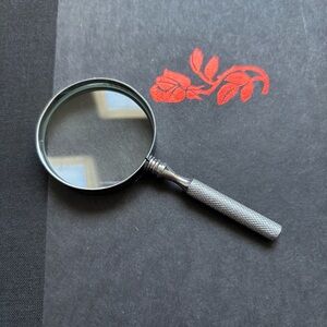 Readlux Vintage-Style Magnifying Glass